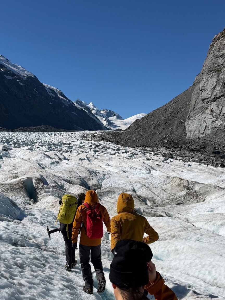 joynerary glacier ice cave blue tasman