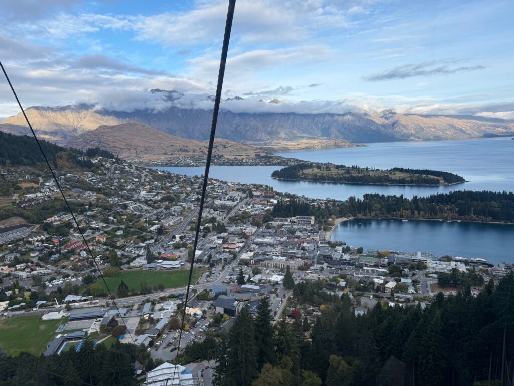 joynerary queenstown gondola wakatipu lake view
