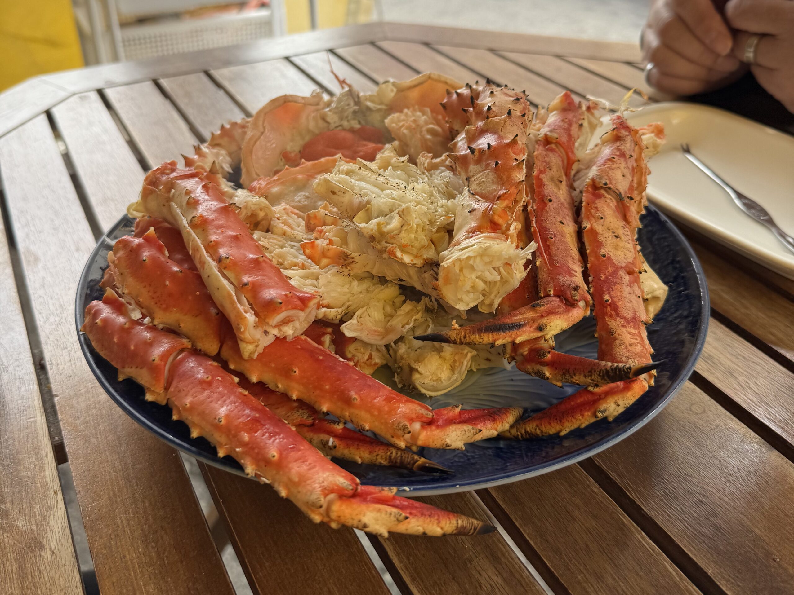 北海道美食全攻略|函館・富良野・札幌 10 間必吃餐廳推薦 joynerary hakodate morning market king crab