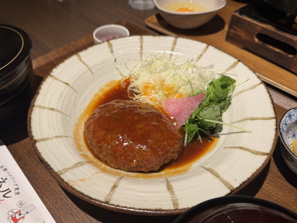 京都必吃美食|從錦市場小吃到在地老舖,12間餐廳完整推薦 joynerary konel hamburg kamogawa